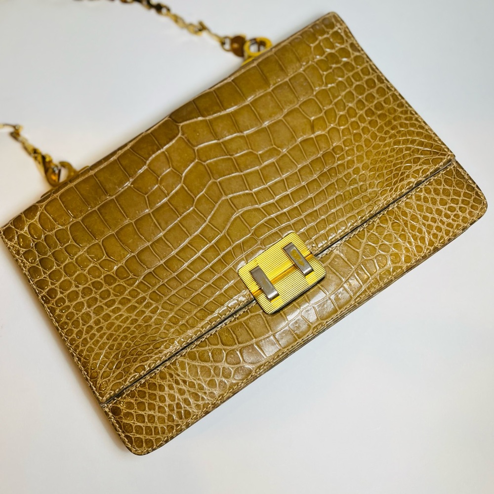 Vintage Crocodile Embossed Leather Tan Accordion Clutch with Gold Chain